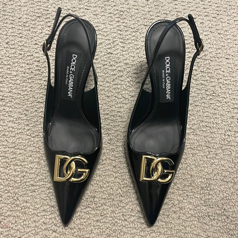 Dolce and gabanna pumps